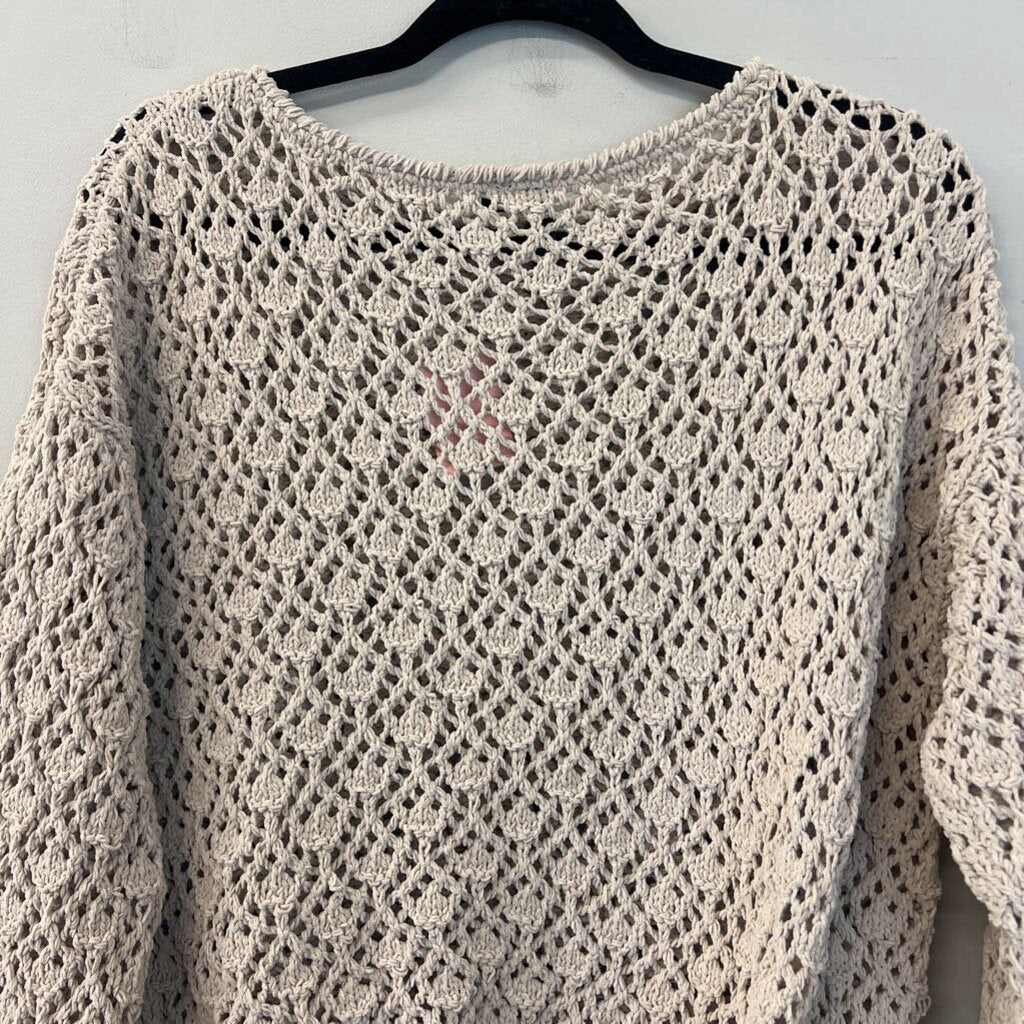 Moon and Madison Beige Open Knit Cropped Sweater Medium