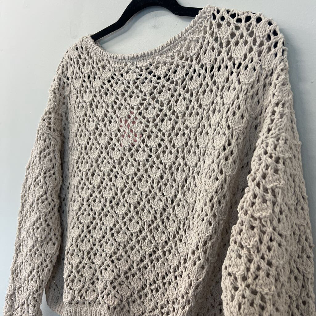 Moon and Madison Beige Open Knit Cropped Sweater Medium