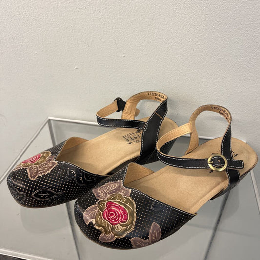 L'Artiste Black/ Multi Lizzie Rose Shoes 37