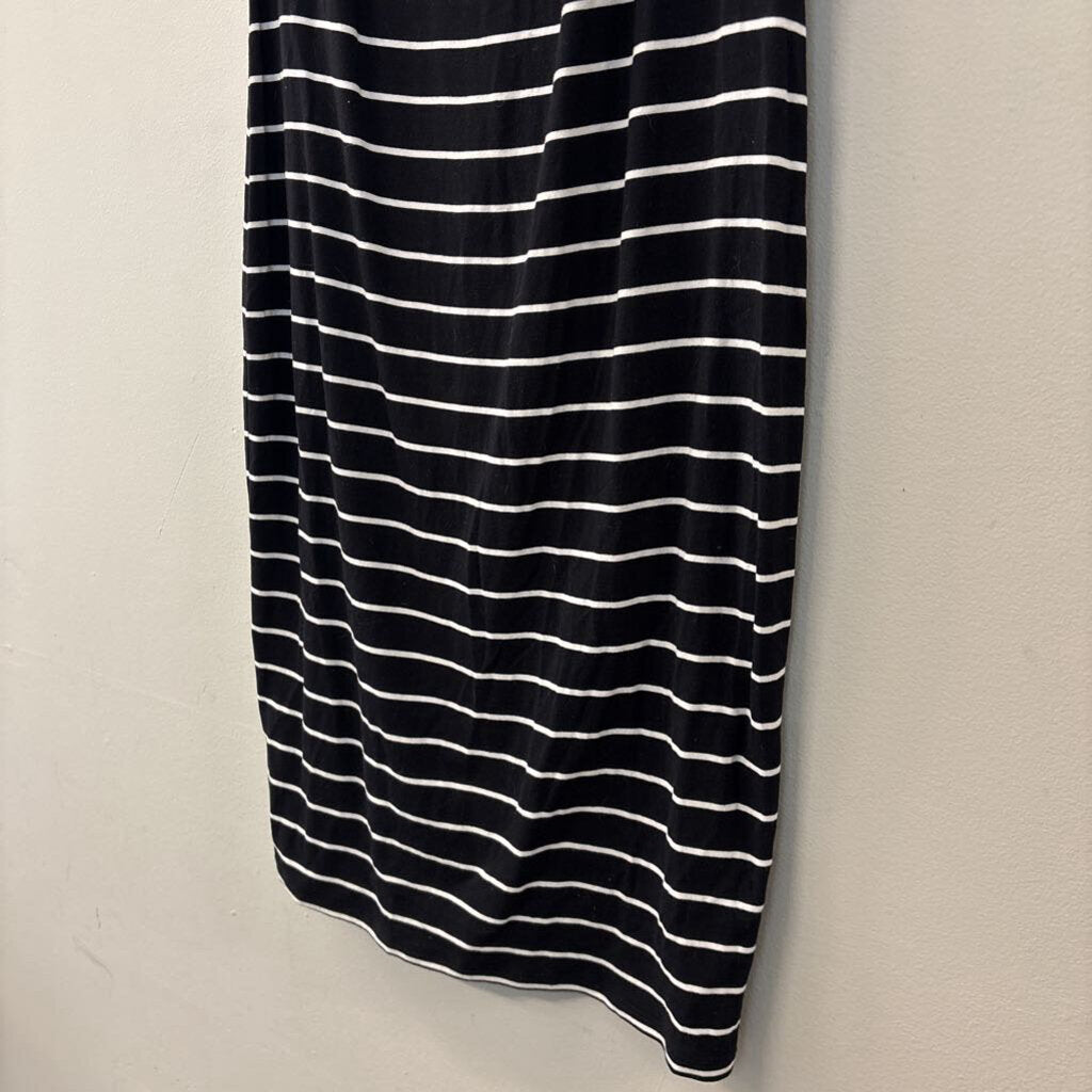 Belle Sky Black/ White Striped Off Shoulder Dress Medium