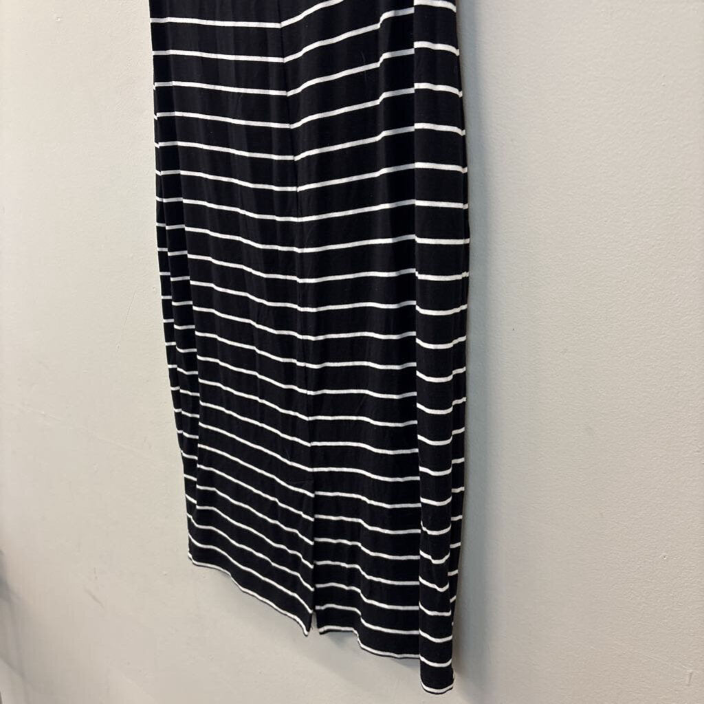 Belle Sky Black/ White Striped Off Shoulder Dress Medium