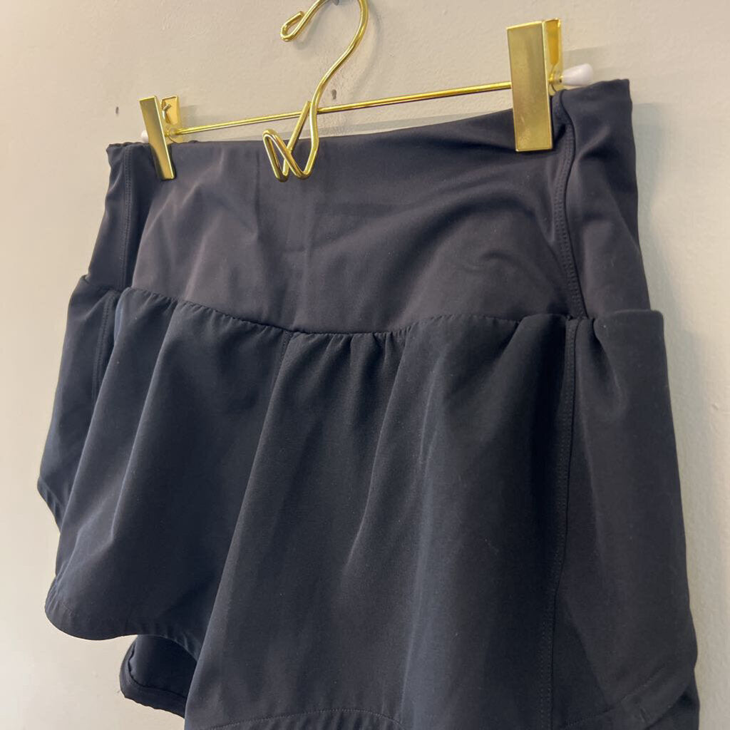 Black Flowy Athletic Shorts Medium