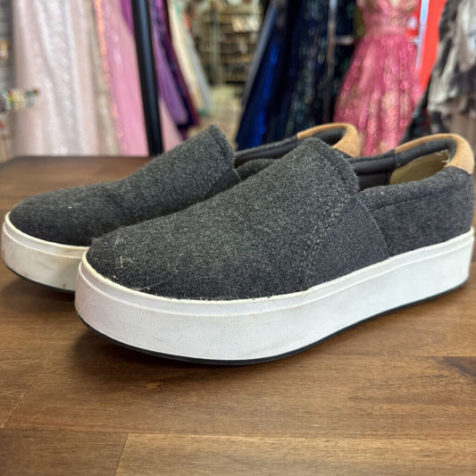 Dr. Scholl's Grey Abbot Platform Slip On Sneakers 6