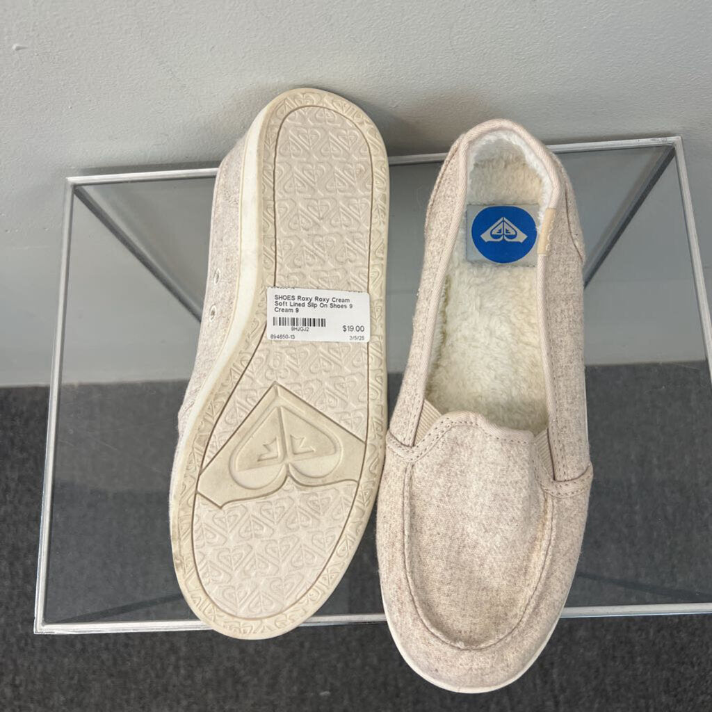 Roxy Cream Soft Lined Slip On Shoes 9