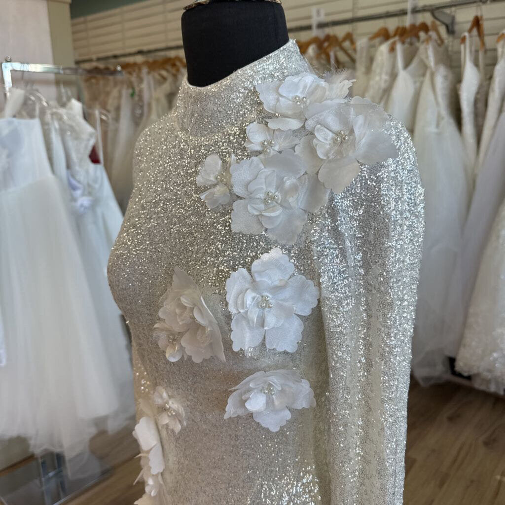 Helsi Ivory Sequin Long Sleeve 3D Flower Mini Dress Medium