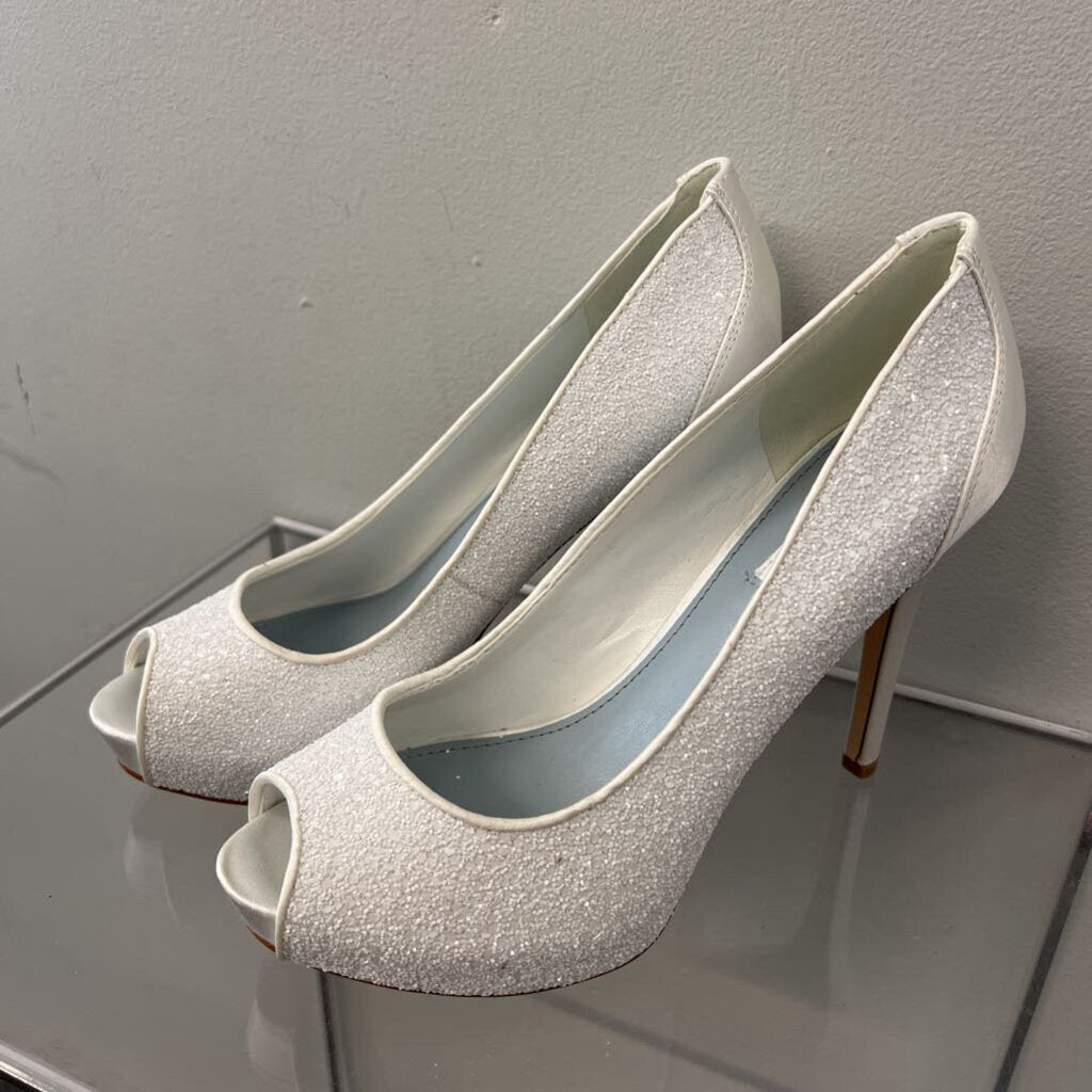 Nine West White Shimmer Sparkle Peep Toe Heels 8