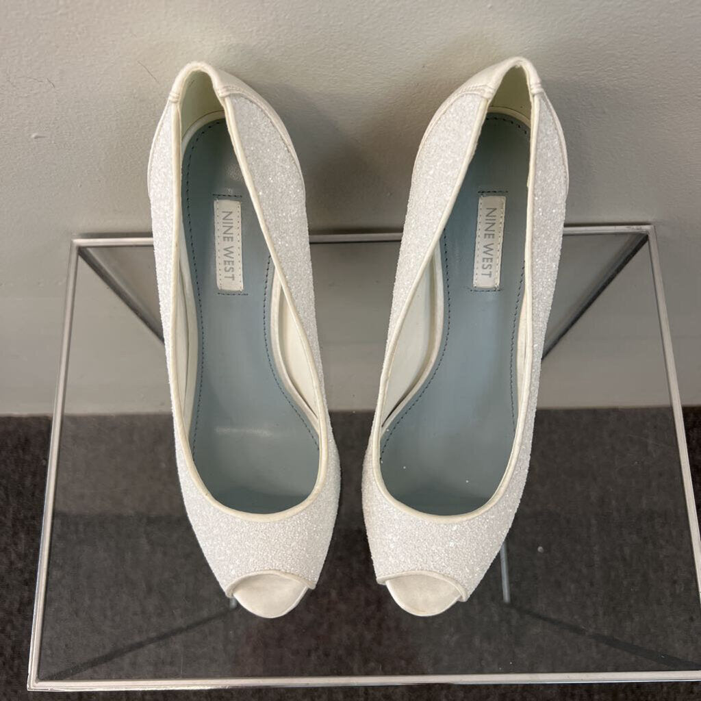 Nine West White Shimmer Sparkle Peep Toe Heels 8
