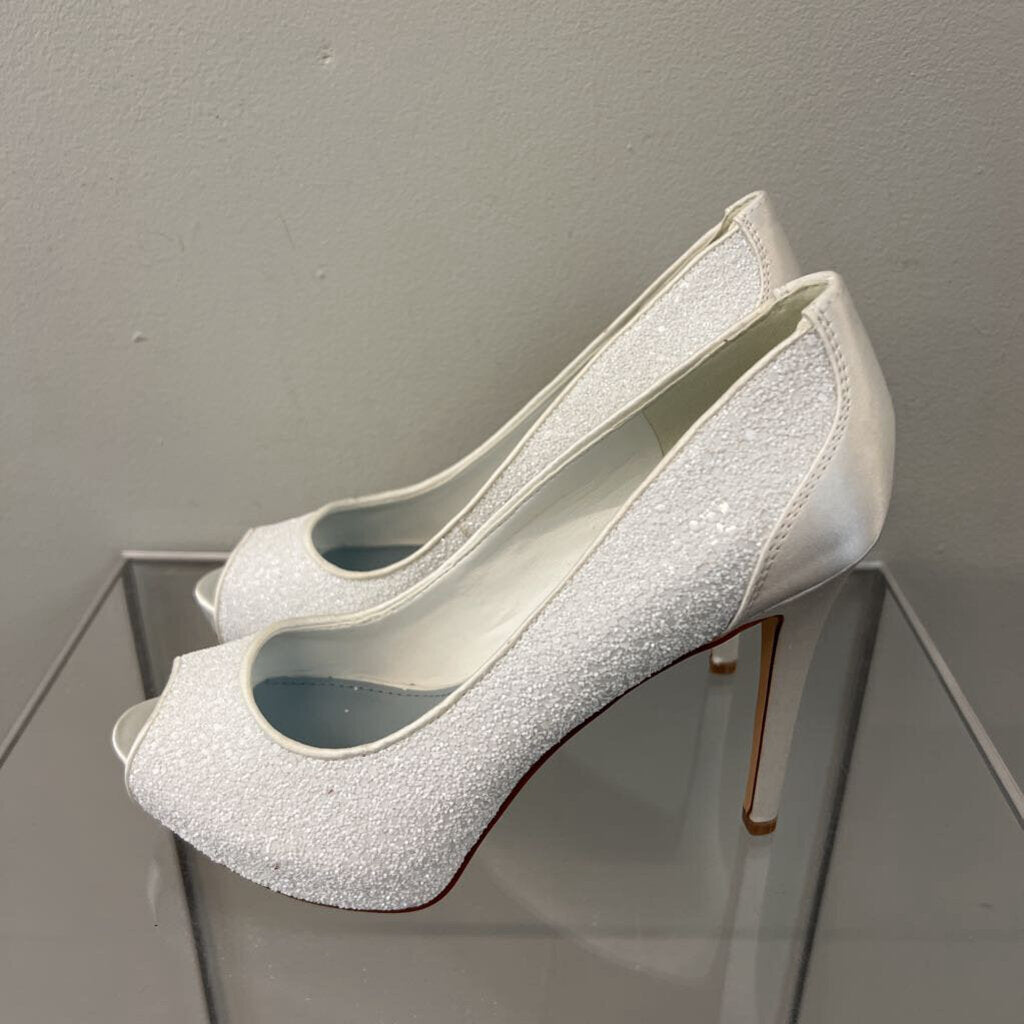 Nine West White Shimmer Sparkle Peep Toe Heels 8