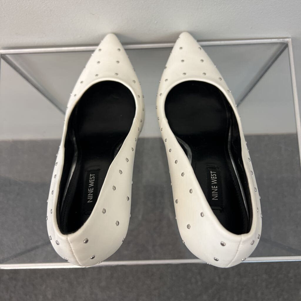 Nine West White Leather Silver Studded Pump Heels 8
