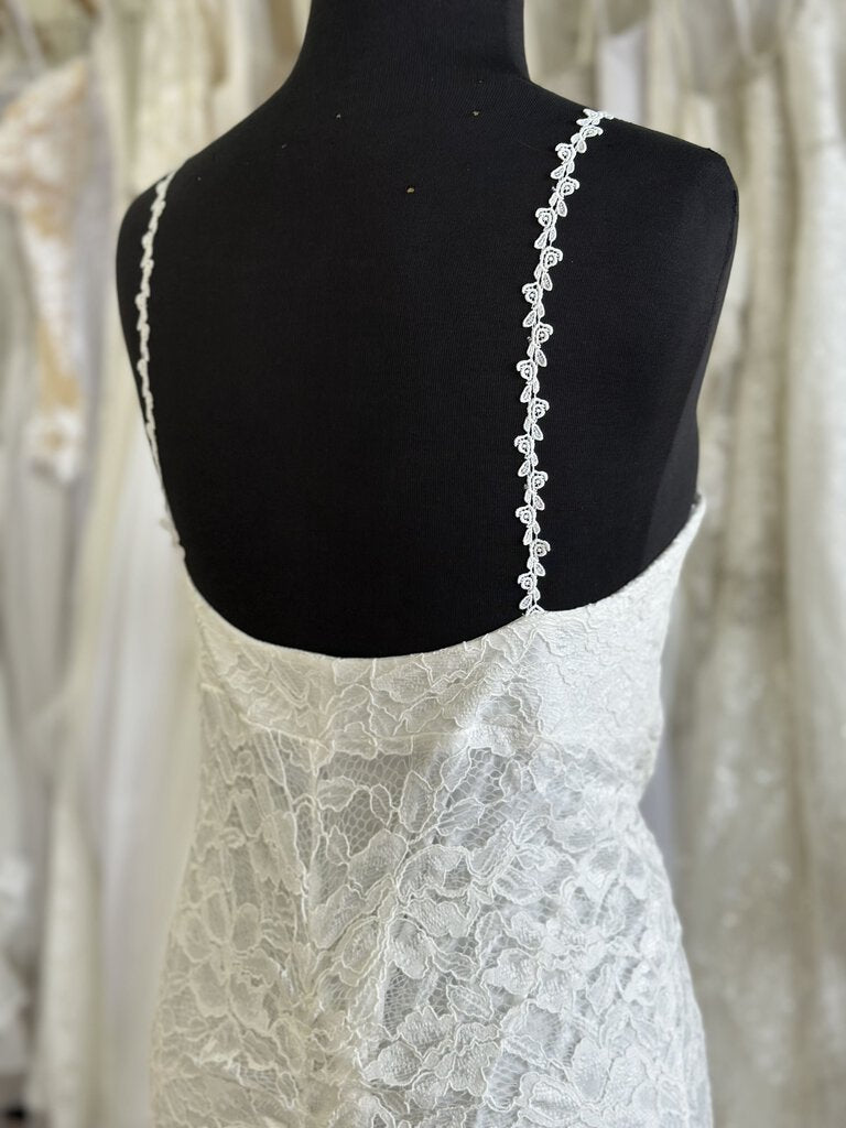 Lulus Lace Sheath Low Back Bridal 1X