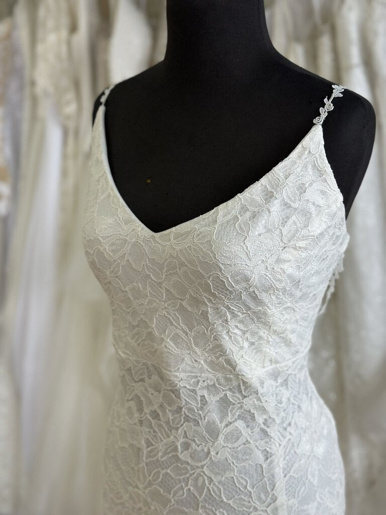 Lulus Lace Sheath Low Back Bridal 1X