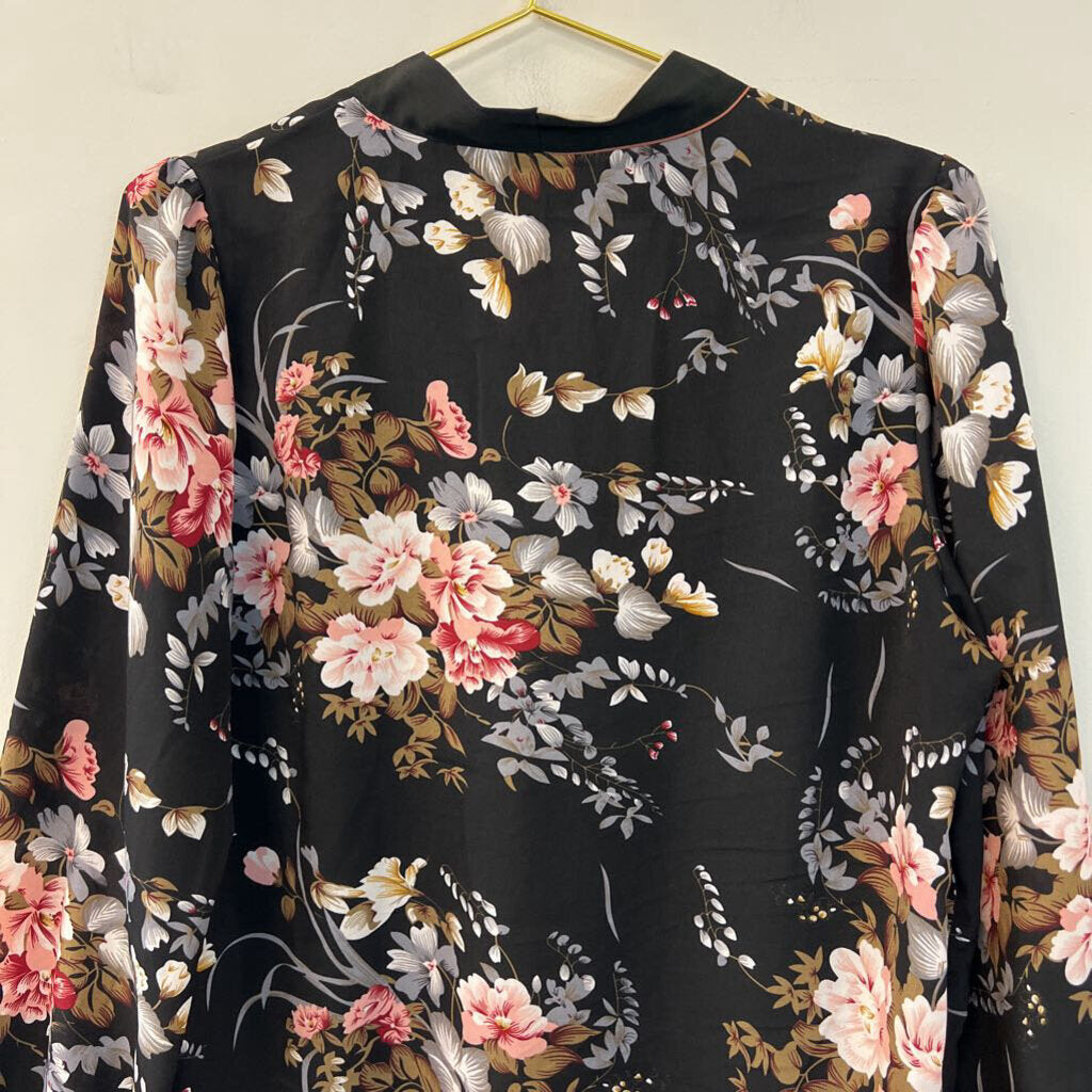 Black/ Multi Flower Print Long Sleeve Top Large