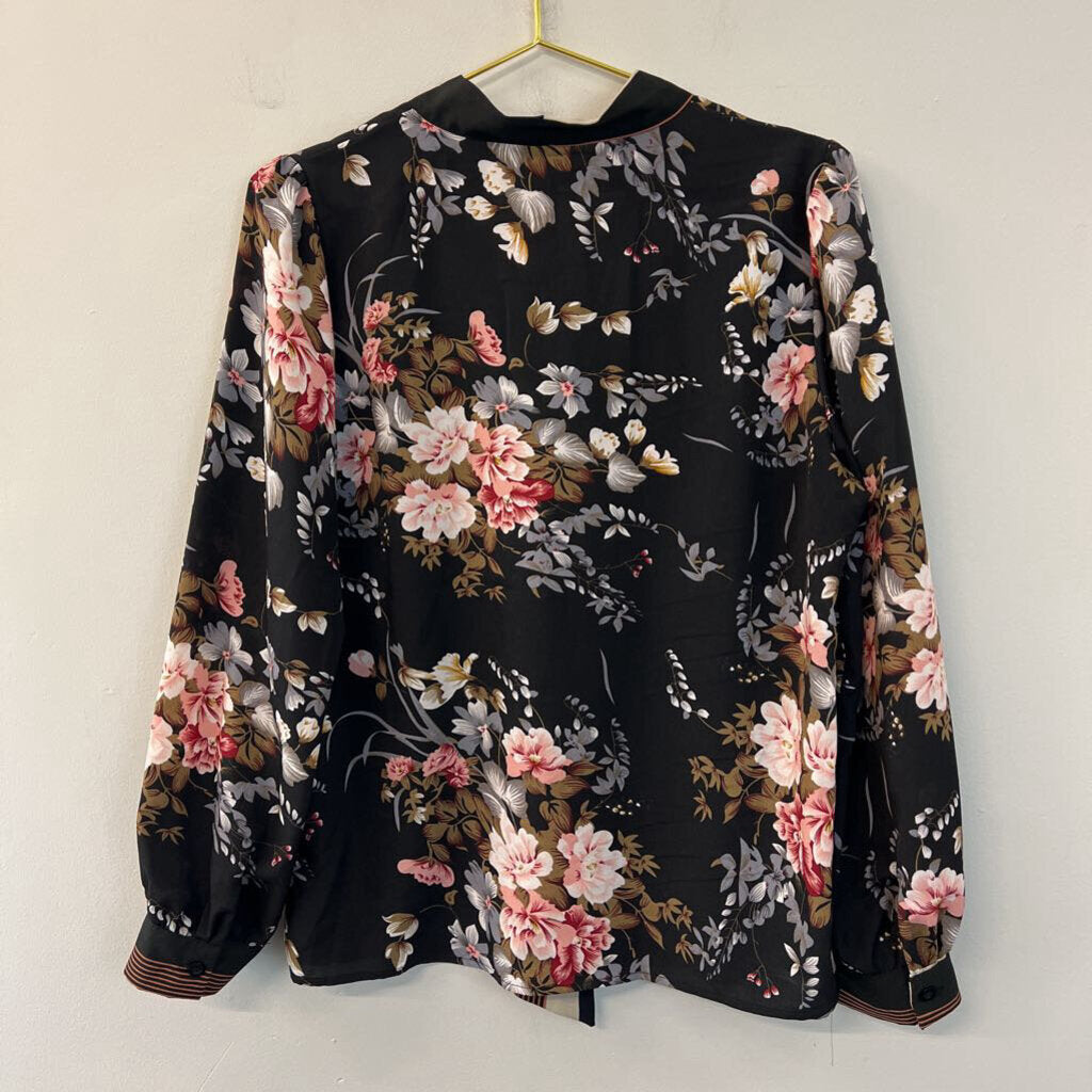 Black/ Multi Flower Print Long Sleeve Top Large