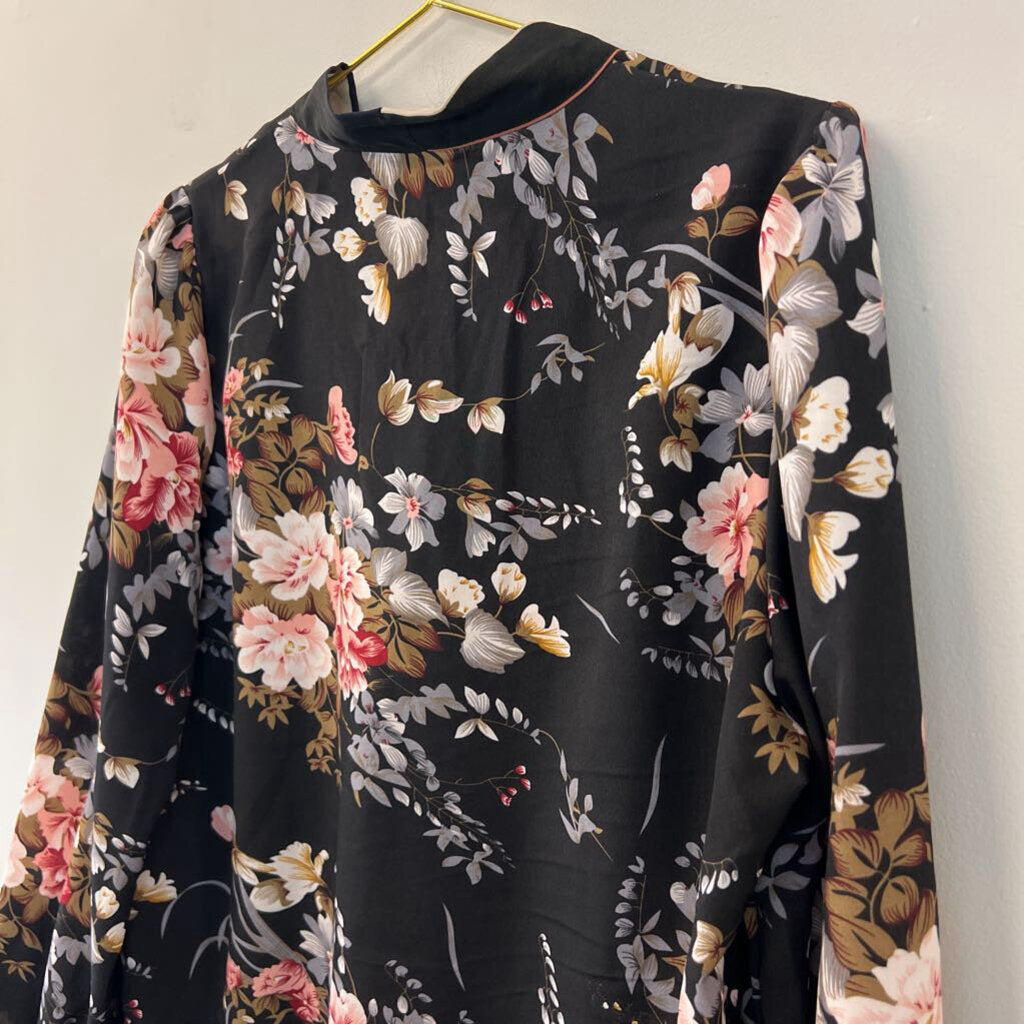 Black/ Multi Flower Print Long Sleeve Top Large