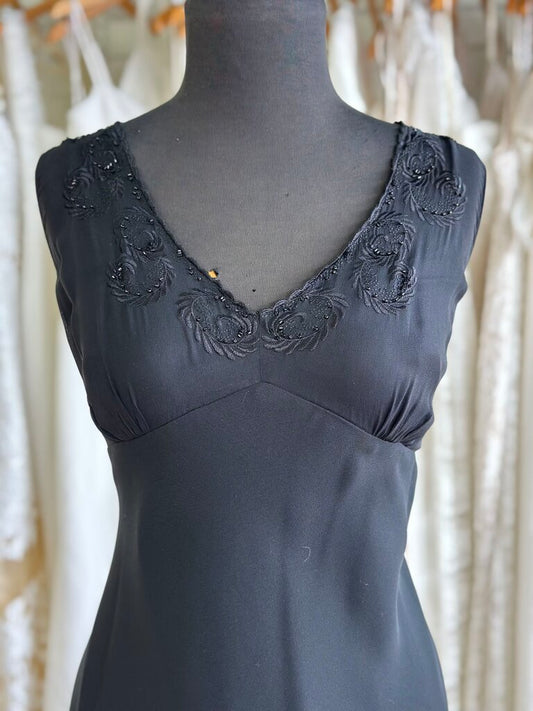 Black Embroidered V Neck Midi Dress Medium