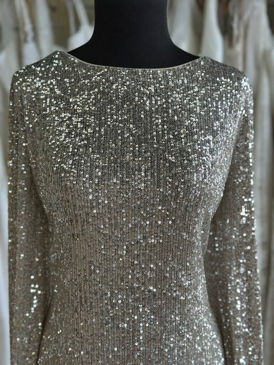 Le Chateau Gold/ Silver Sequin Long Sleeve Dress Extra Large