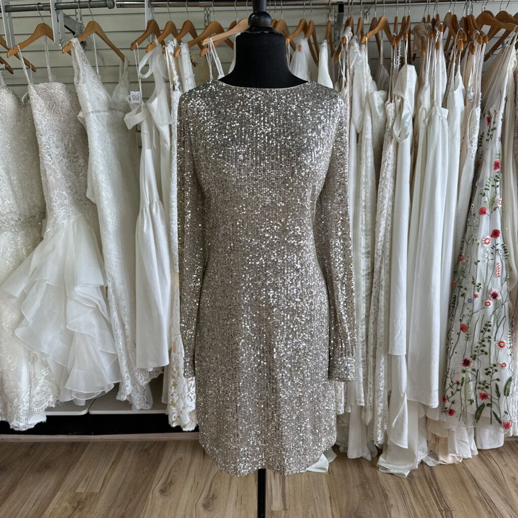 Le Chateau Gold/ Silver Sequin Long Sleeve Dress Extra Large