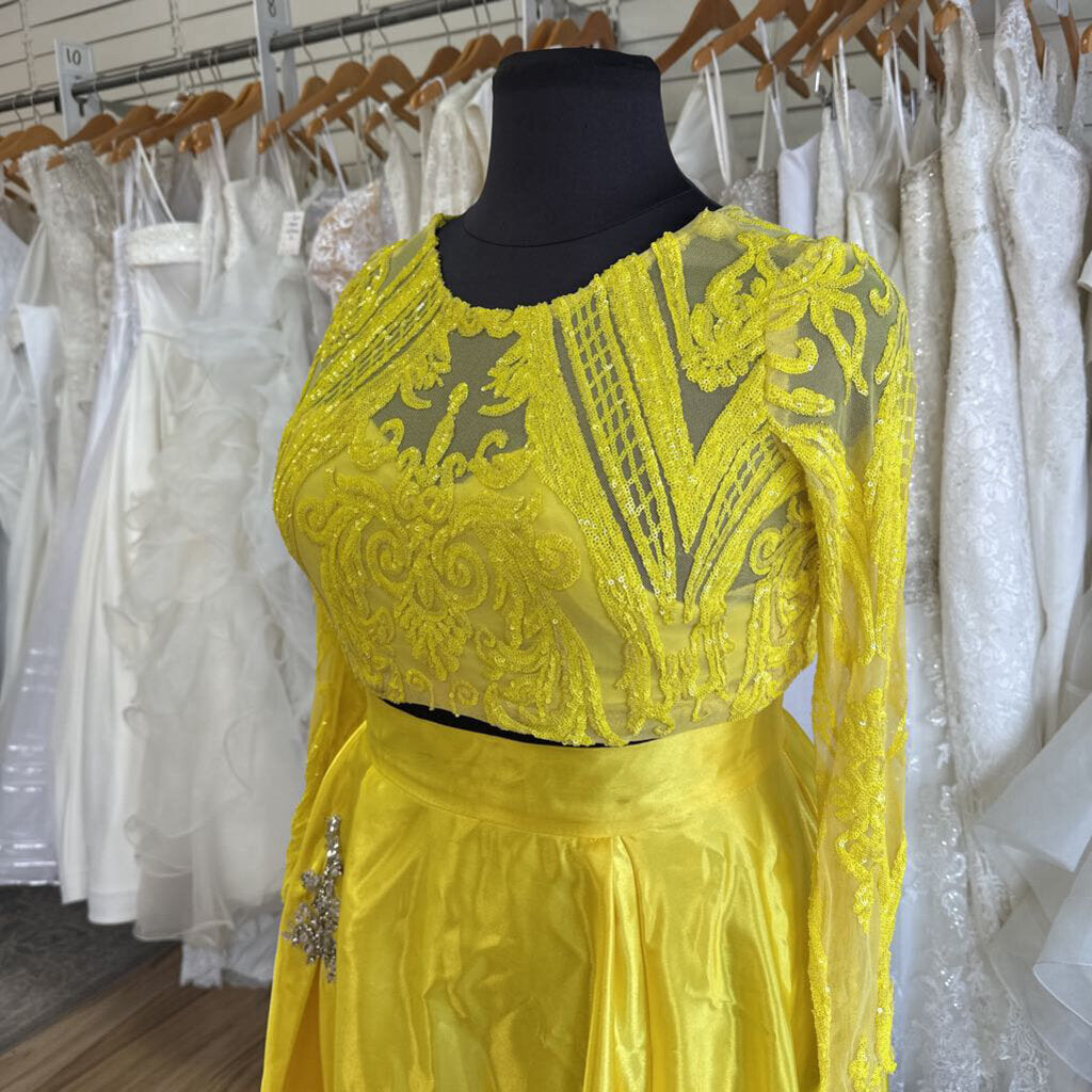 Yellow Three Piece Long Sleeve Long Formal Extra Large