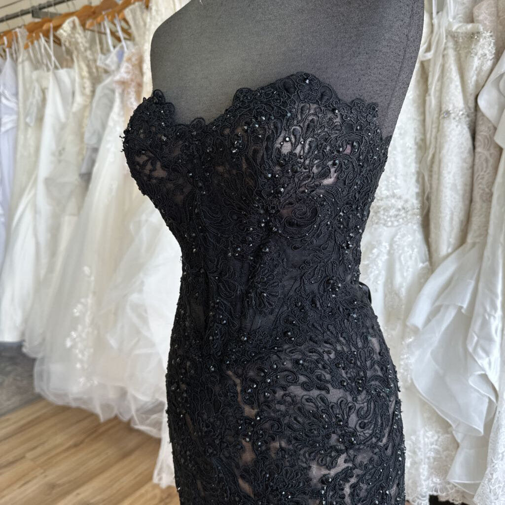 Black Lace Strapless Mermaid Long Formal 2