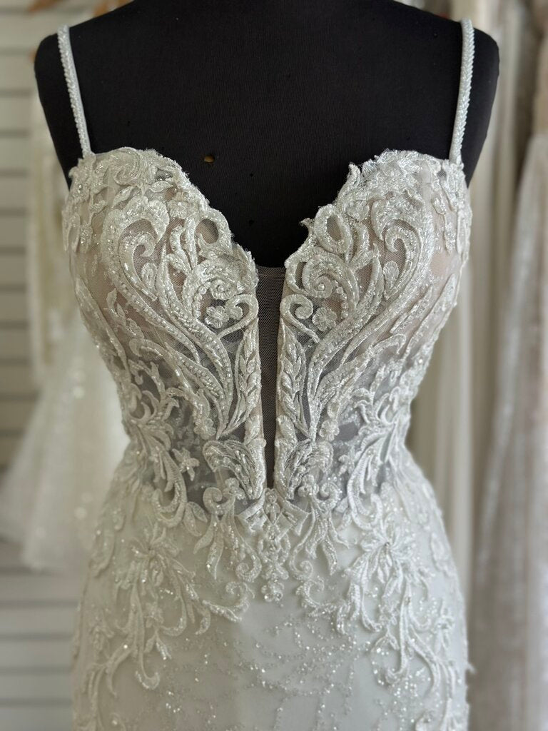 Justin Alexander Sequined Lace Fitted Bridal Gown 12