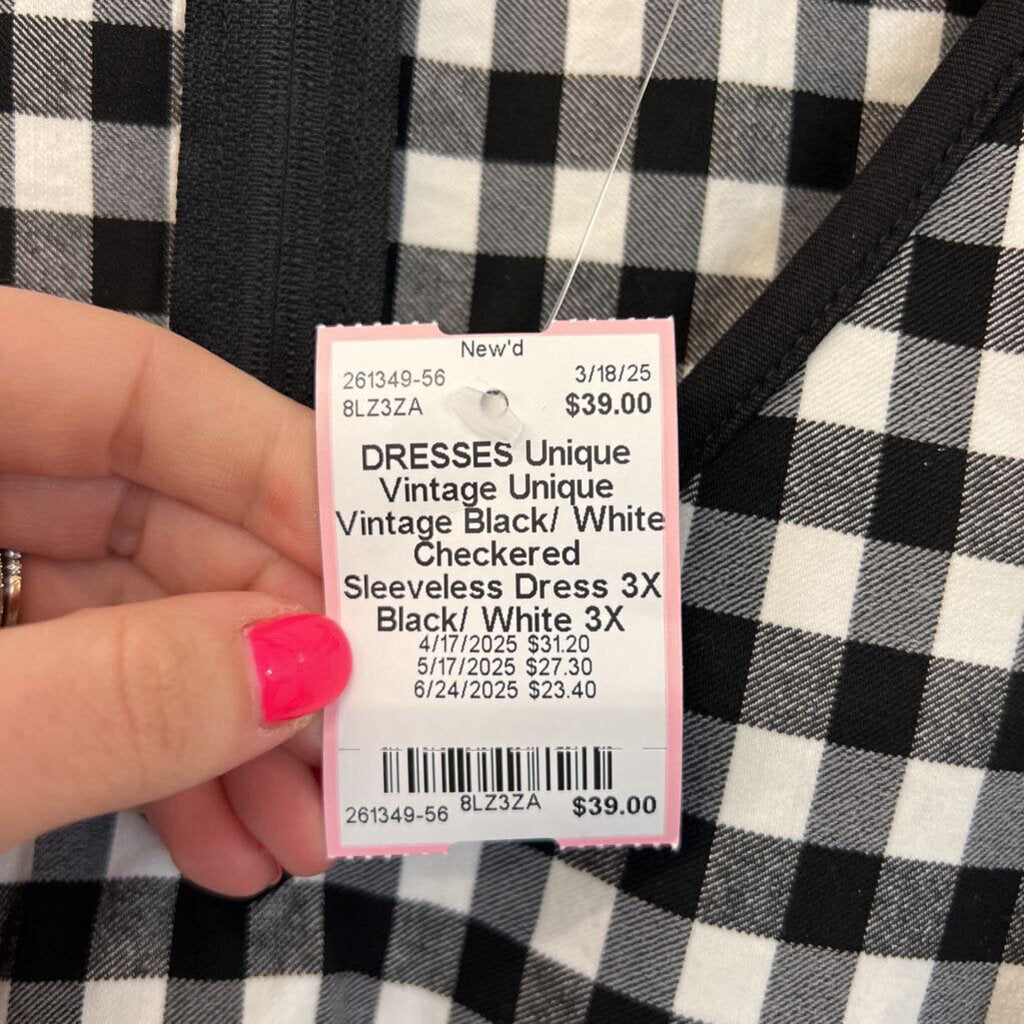 Unique Vintage Black/ White Checkered Sleeveless Dress 3X