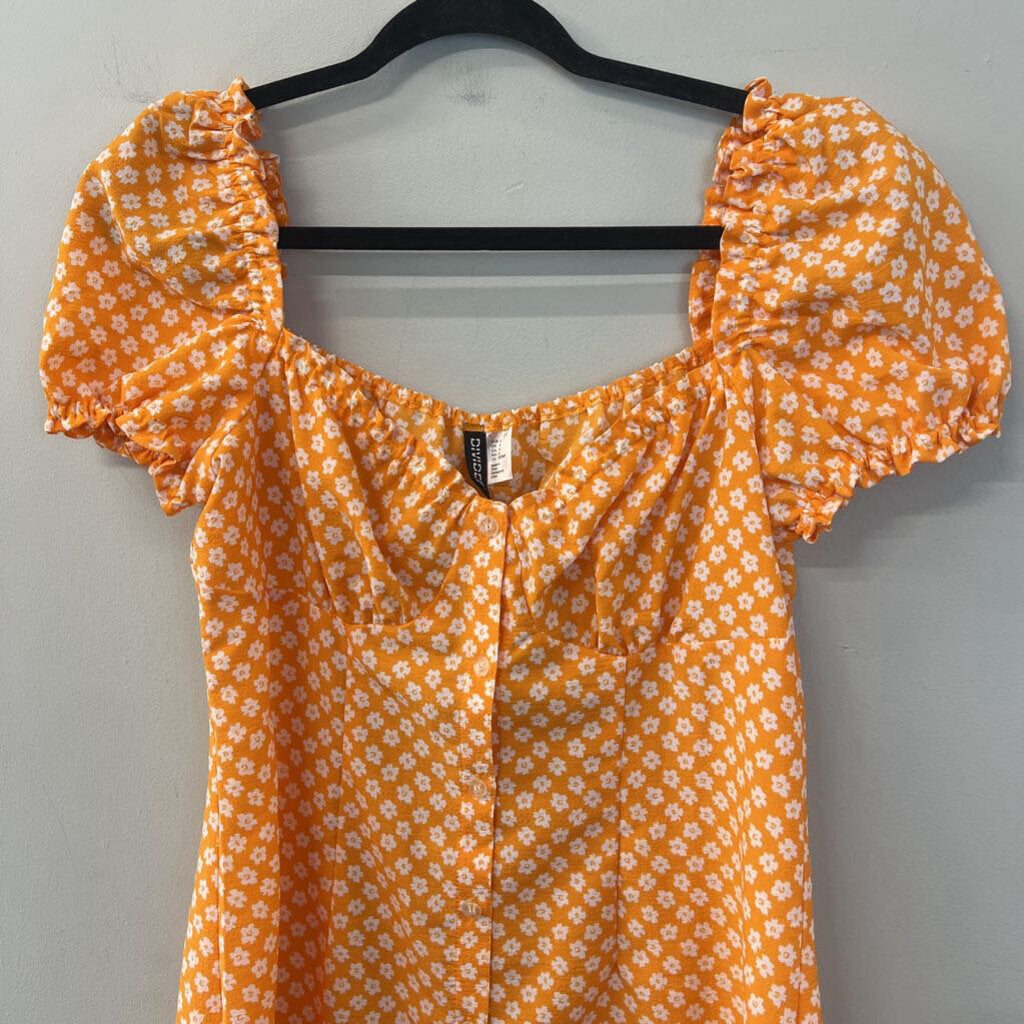 Divided Yellow/ White Flower Print Short Puff Sleeve Dress Medium