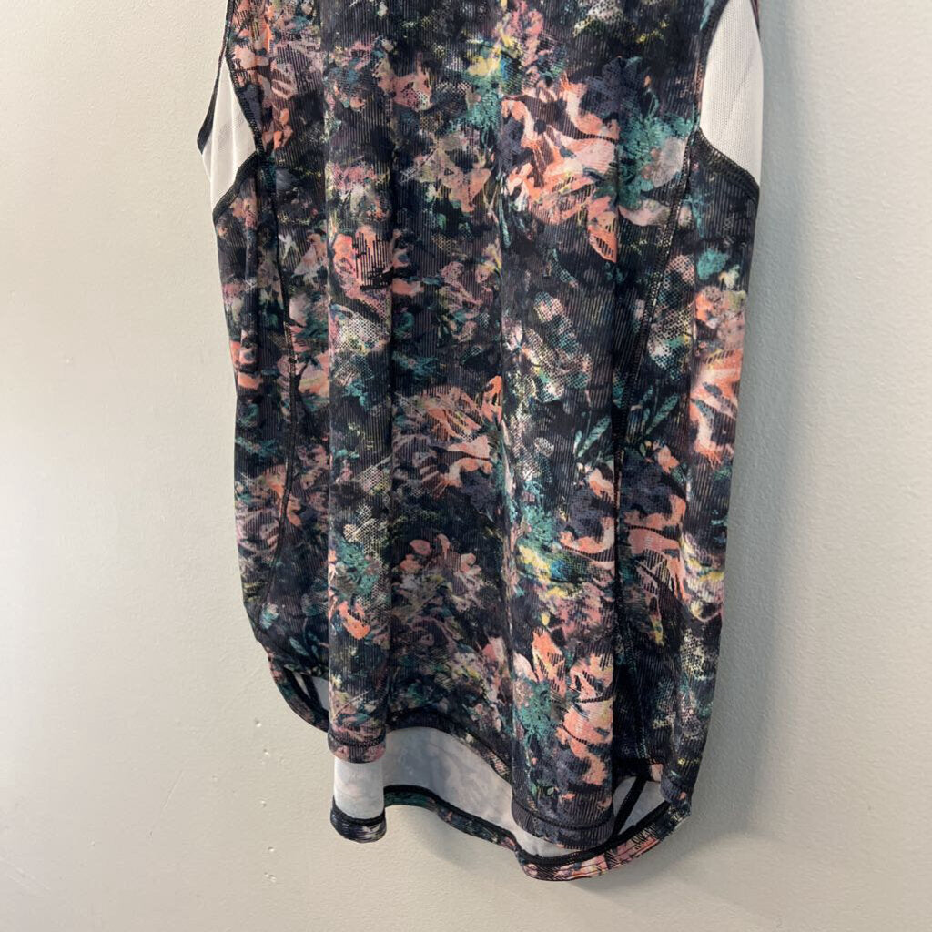 Lululemon Black/ Multi Print Sculpt Tank II Small