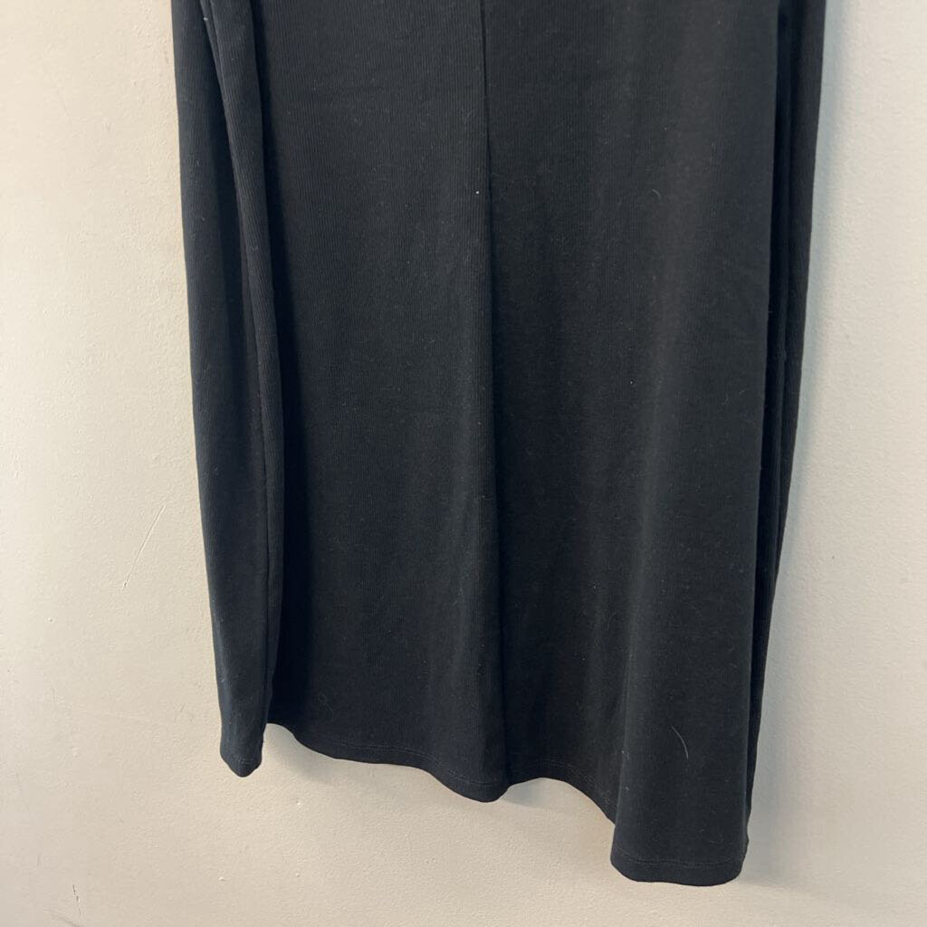 Black Sleeveless Shift Dress Extra Large