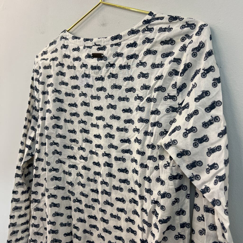 Barbour White/ Navy Vehicle Print Long Sleeve Top 6