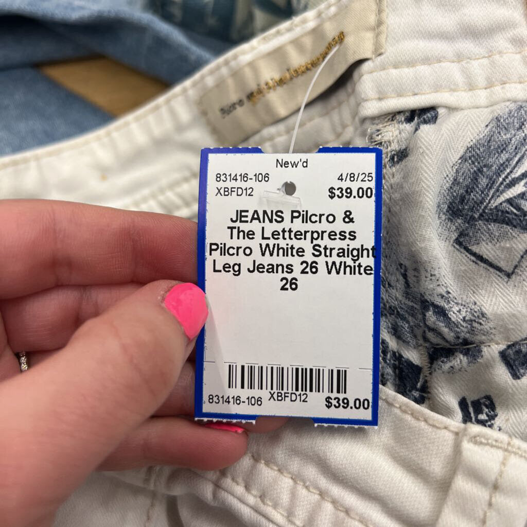 Pilcro White Straight Leg Jeans 26