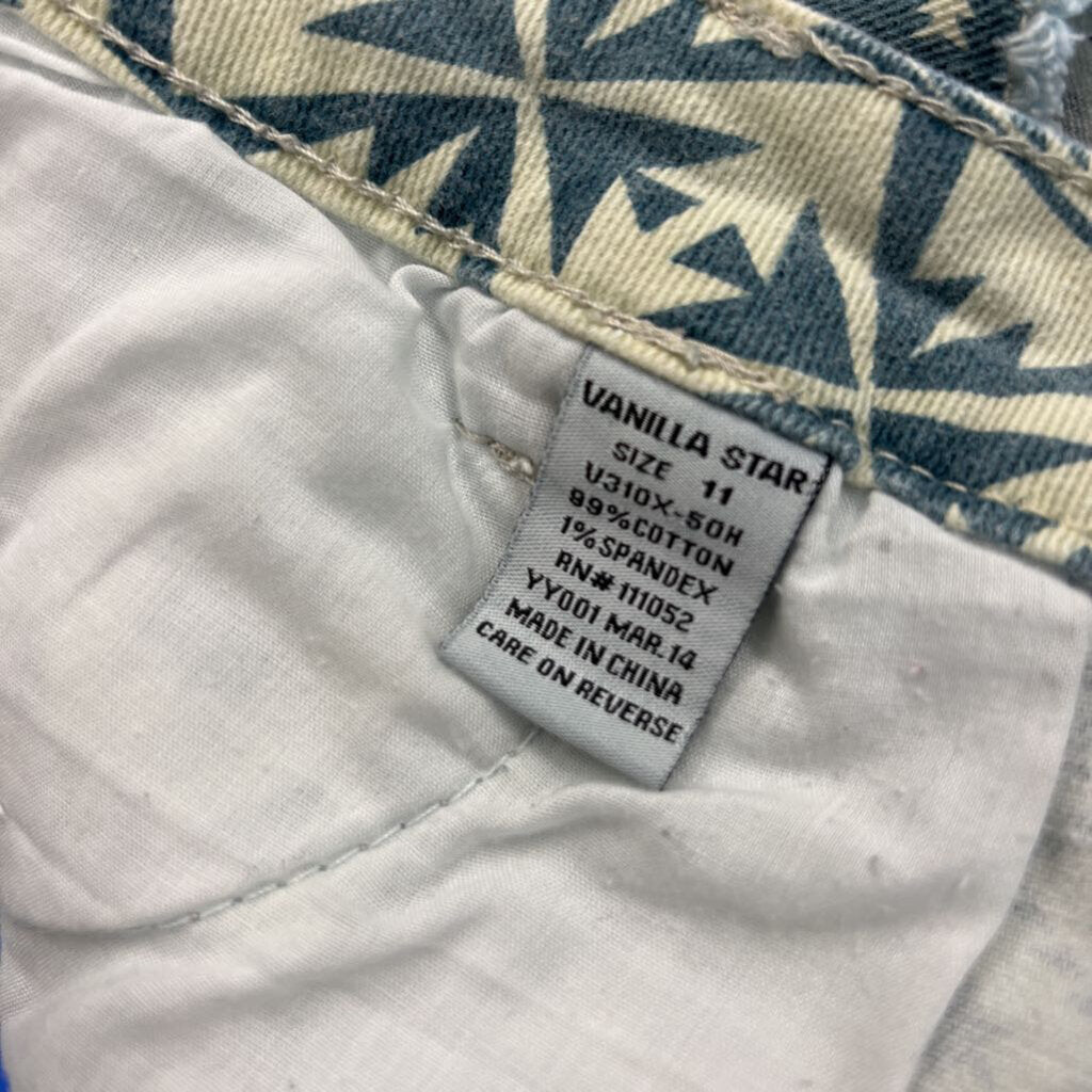 Vanilla Star Blue/ Cream Print Frayed Hem Shorts 11