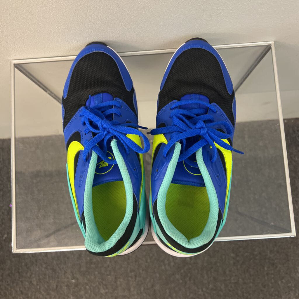 Nike LD Victory Racer Blue/ Multi Sneakers 5.5 Youth