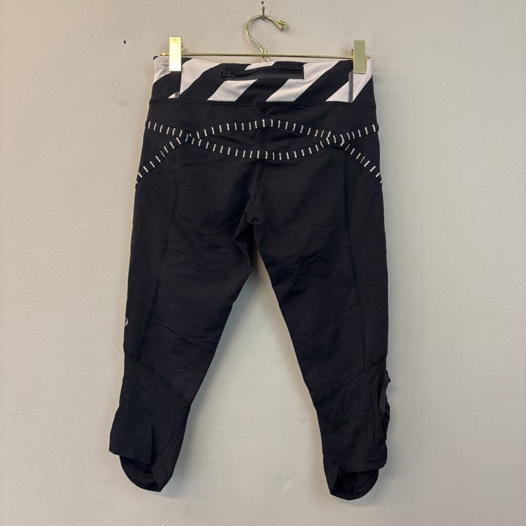 Lululemon Black/ White Cropped Leggings 4