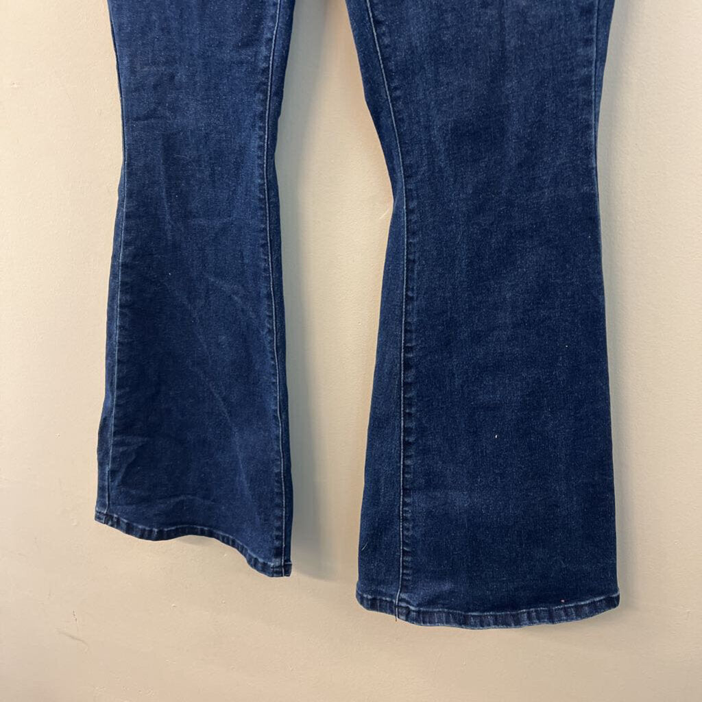Dark Wash High Rise Flare Jeans Medium