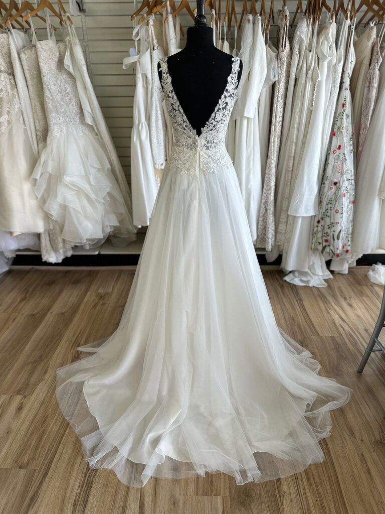 Stella York Ivory Lace Top Tulle Skirt Bridal Gown 10