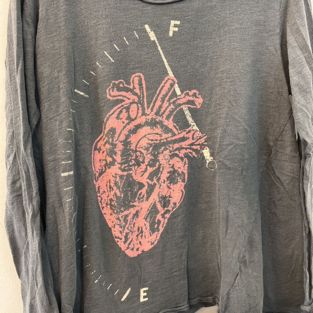 Magnolia Pearl Full Heart Dylan Tee Top 945 One Size
