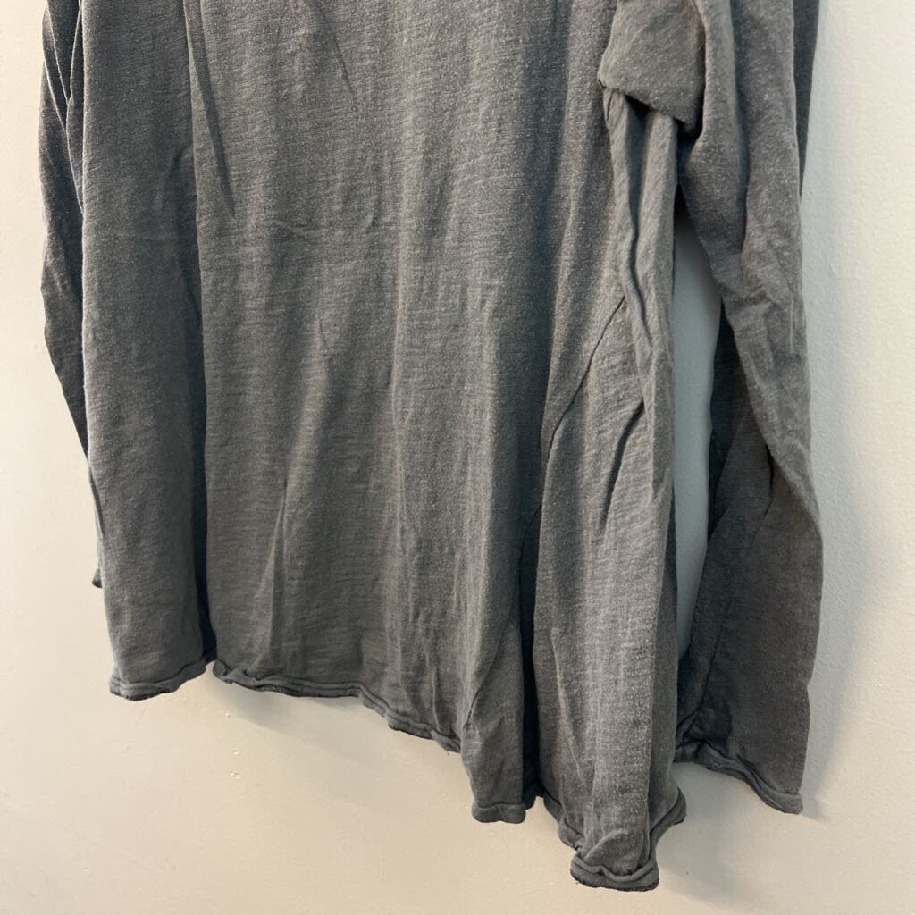 Magnolia Pearl Full Heart Dylan Tee Top 945 One Size