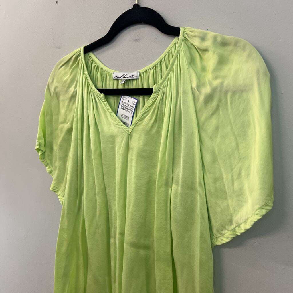 Red Haute Green Short Sleeve Top Medium