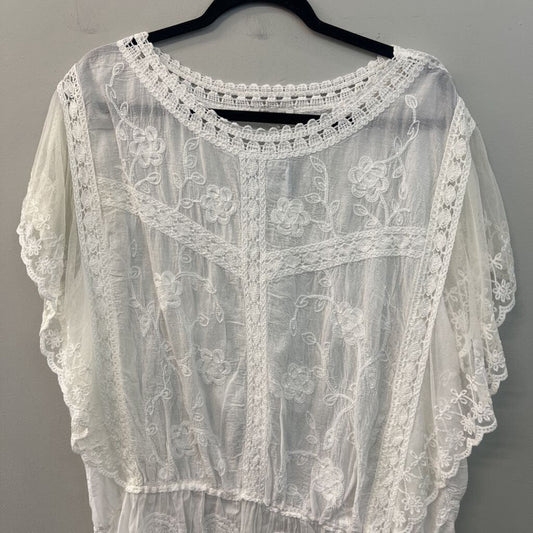 White Embroidered Lace Short Sleeve Top 18/20