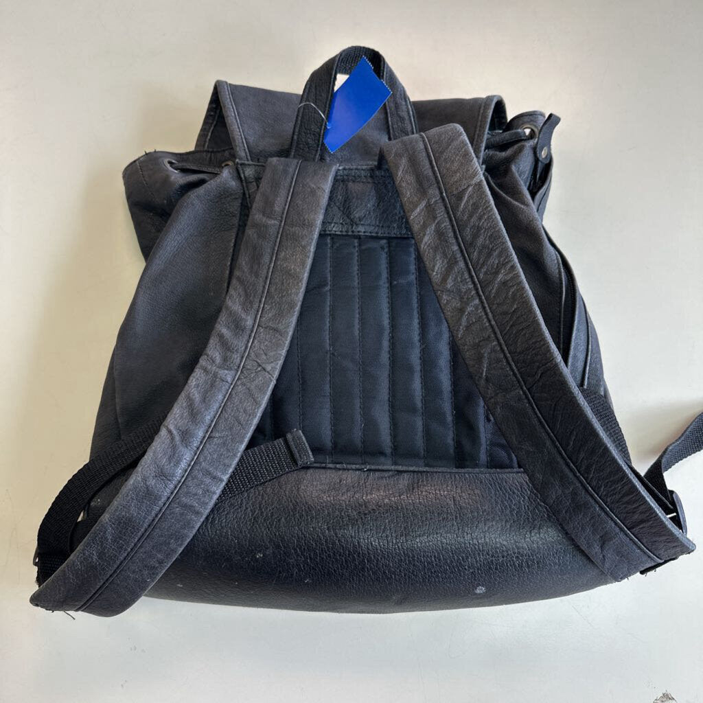 John Weitz Black Leather Cargo Backpack