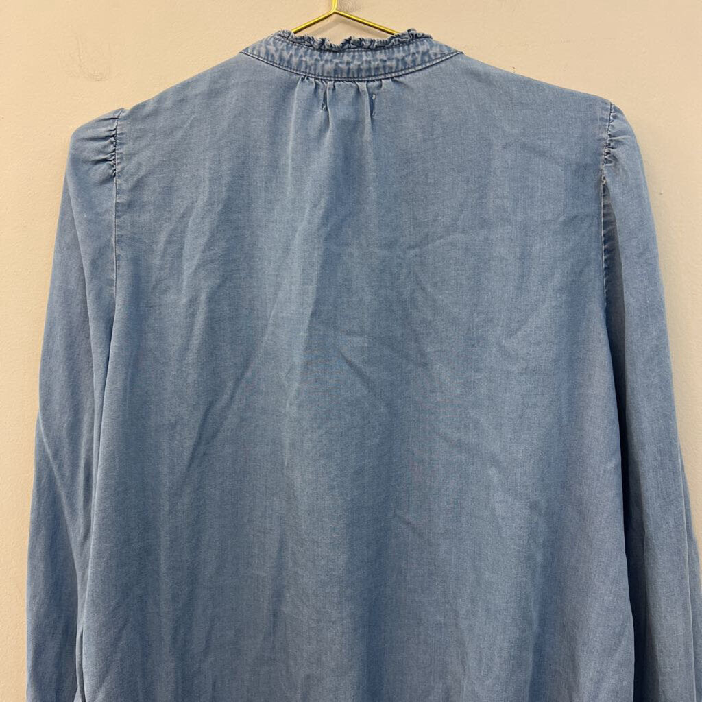 Wonderly Blue Chambray Long Sleeve Ruffle Detail Snap Front Top Medium