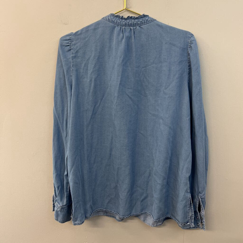 Wonderly Blue Chambray Long Sleeve Ruffle Detail Snap Front Top Medium