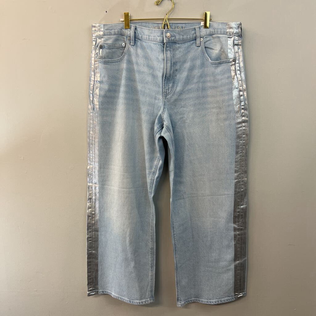American Eagle Light Wash Metallic Silver Stripe Stovepipe Jeans 18
