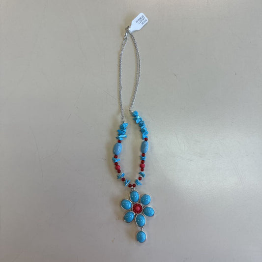 Avon Silver/ Turquoise Flower Pendant Necklace