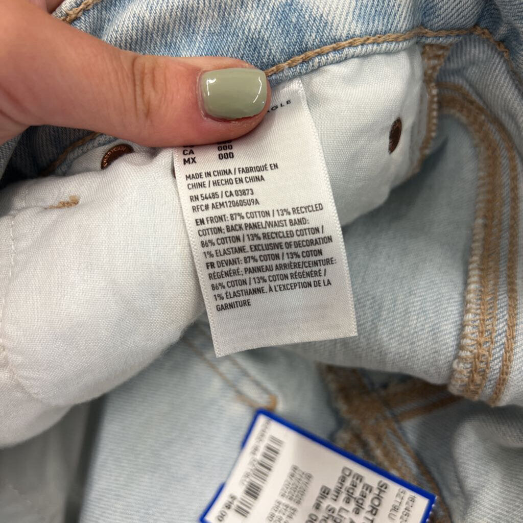 American Eagle Light Wash Denim Shorts 000