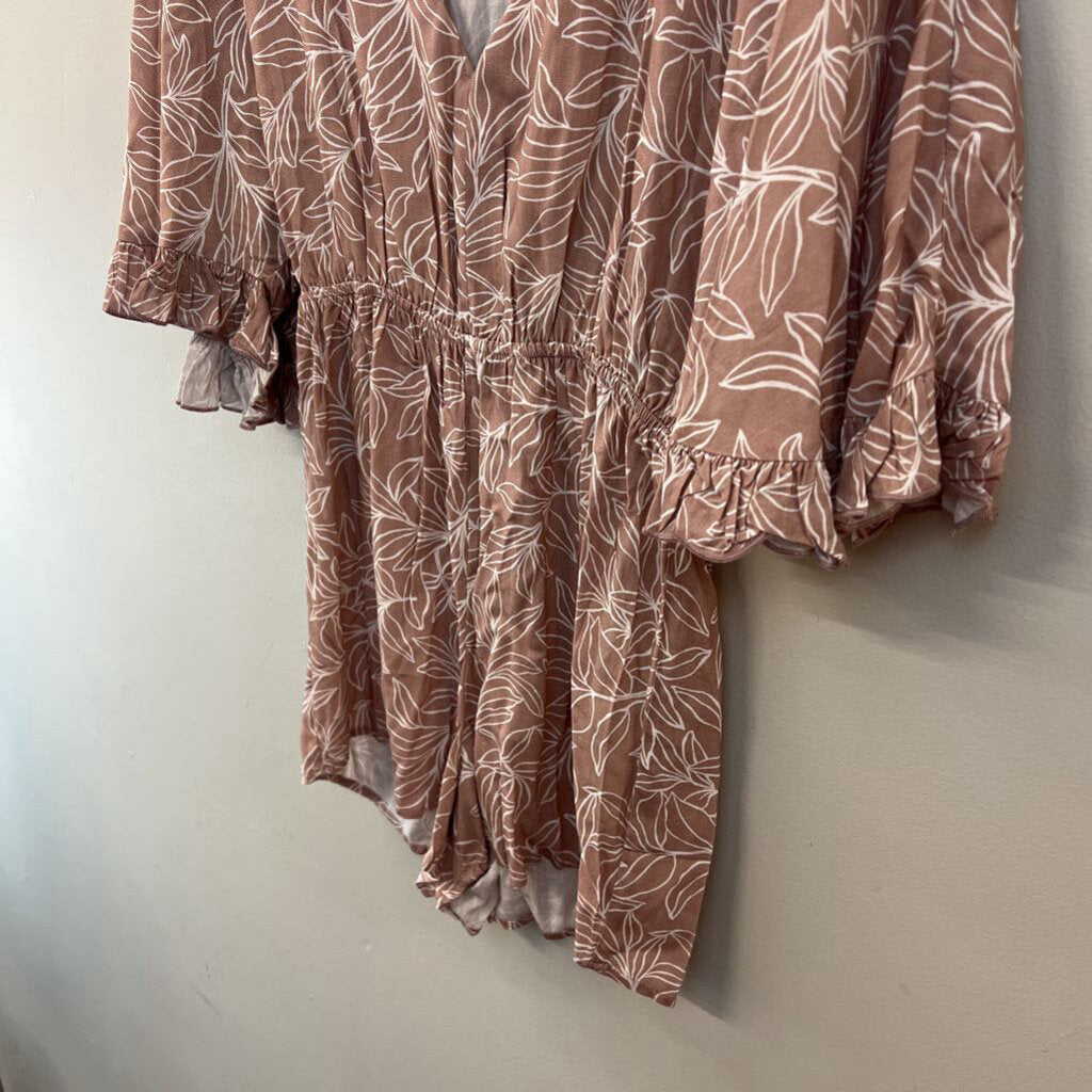 Pink Lily Mauve/ White Print Long Sleeve Romper Small