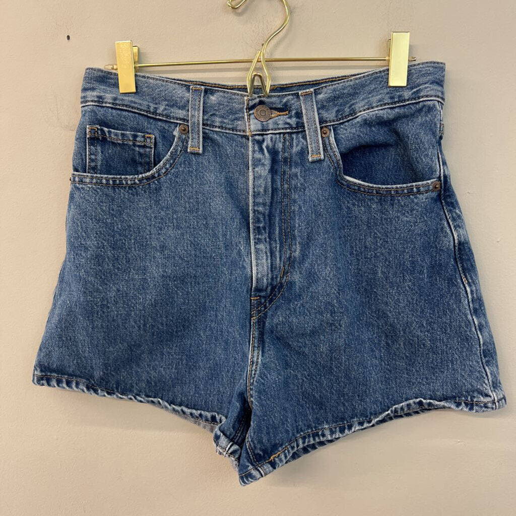 Levi Medium Wash High Waisted Mom Denim Shorts 27