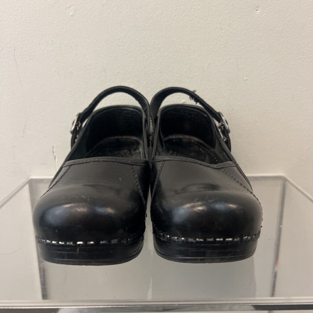 Dansko Black Leather Marcelle Clogs 37