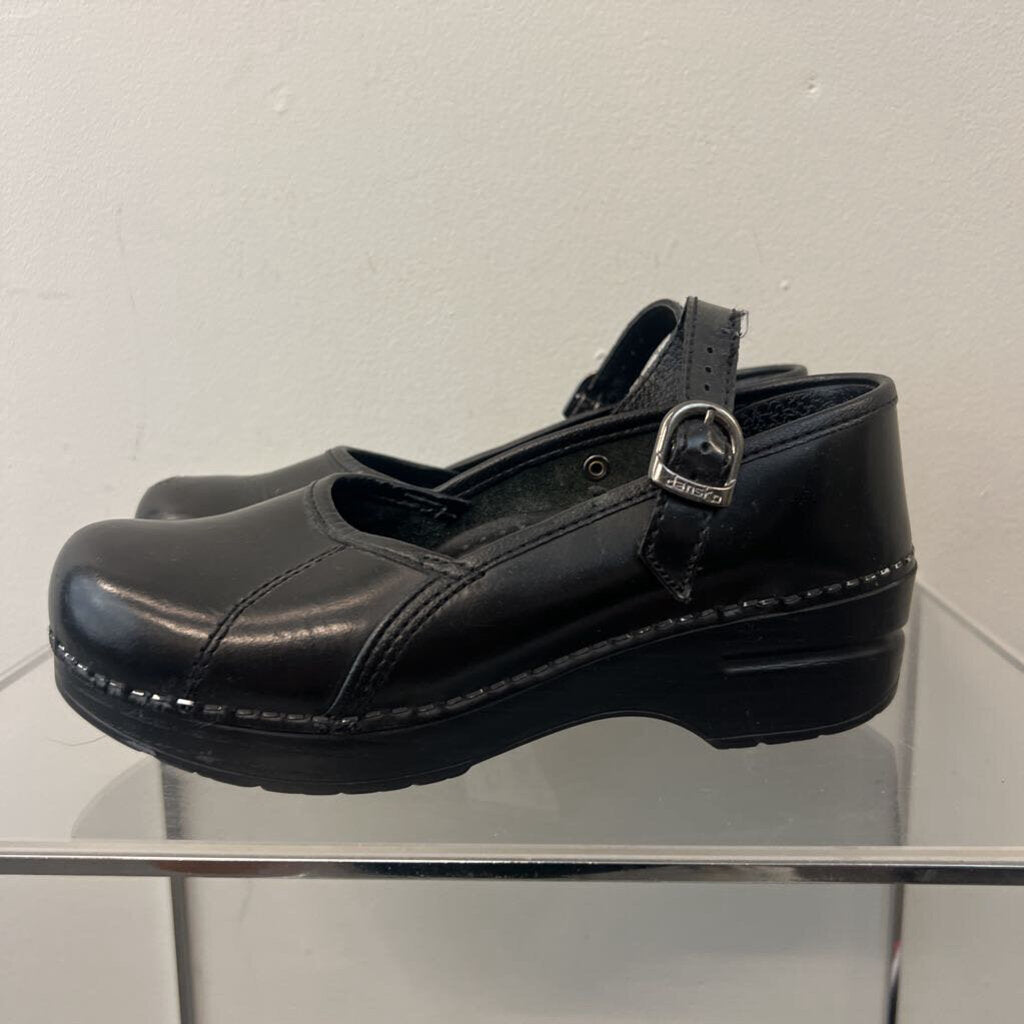 Dansko Black Leather Marcelle Clogs 37