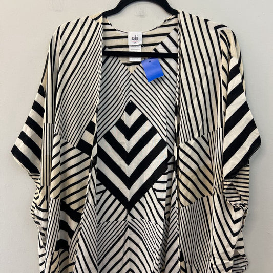 Cabi Cream/ Black Print Short Sleeve Open Front Kimono Top One Size
